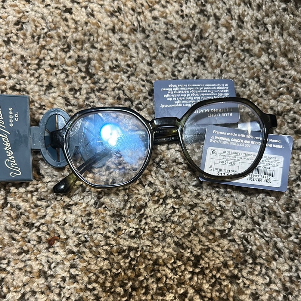 Universal Thread Black Frame Glasses